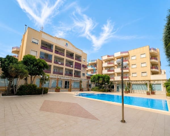 Apartamento de 3 habitaciones en Cabo Roig, Orihuela en venta con piscina garaje - 280.000 € (Ref: 10017765)