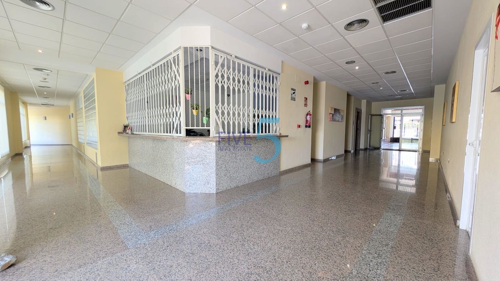 Apartamento de 3 habitaciones en Cabo Roig en venta con piscina garaje - 280.000 € (Ref: 10017765)