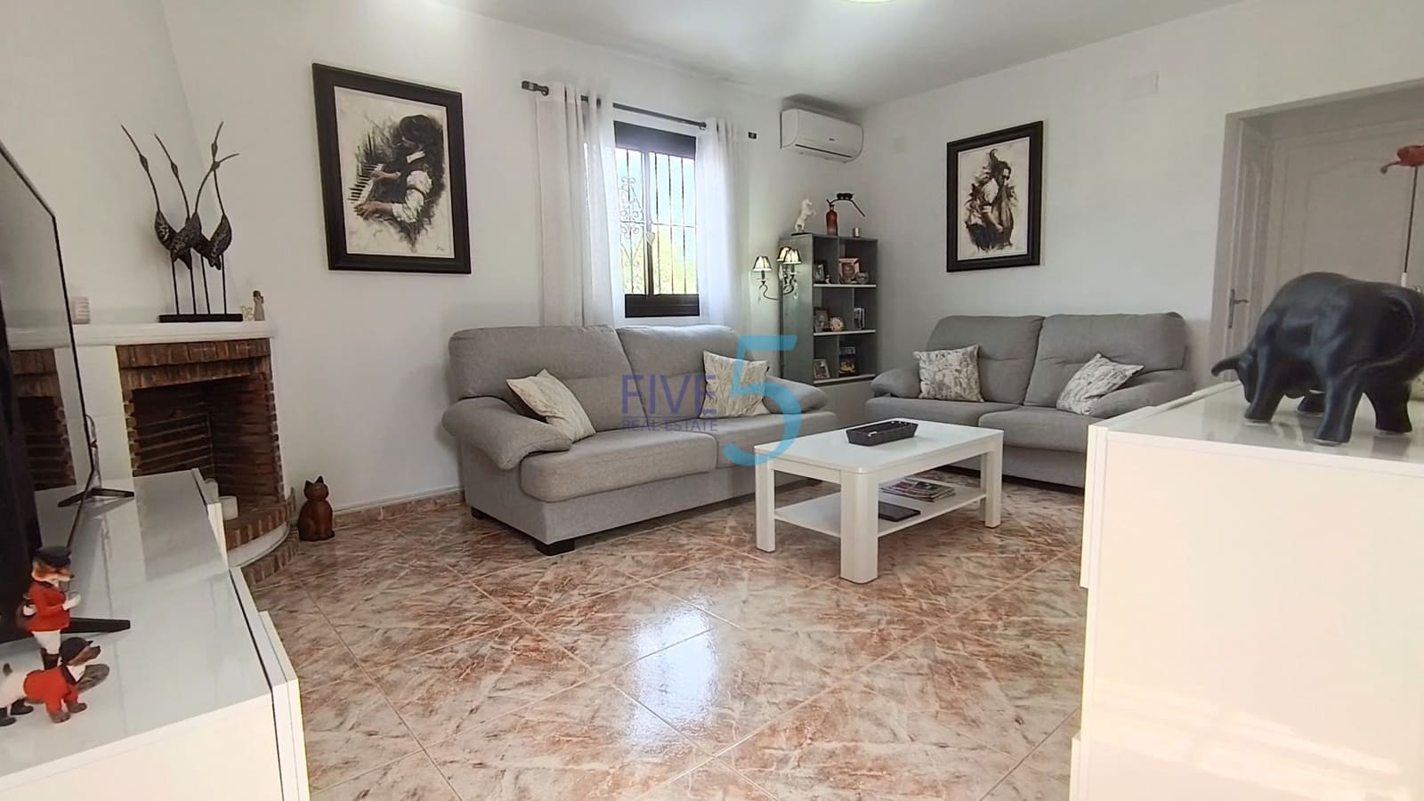 3 bedroom Villa for sale in Benijofar with pool - € 395,000 (Ref: 10017766)