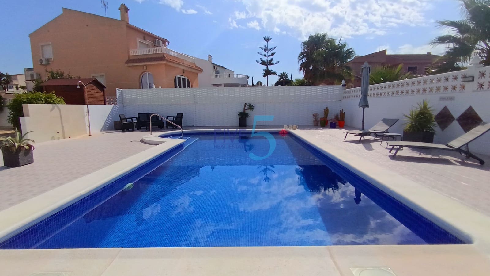 3 bedroom Villa for sale in Benijofar with pool - € 395,000 (Ref: 10017766)