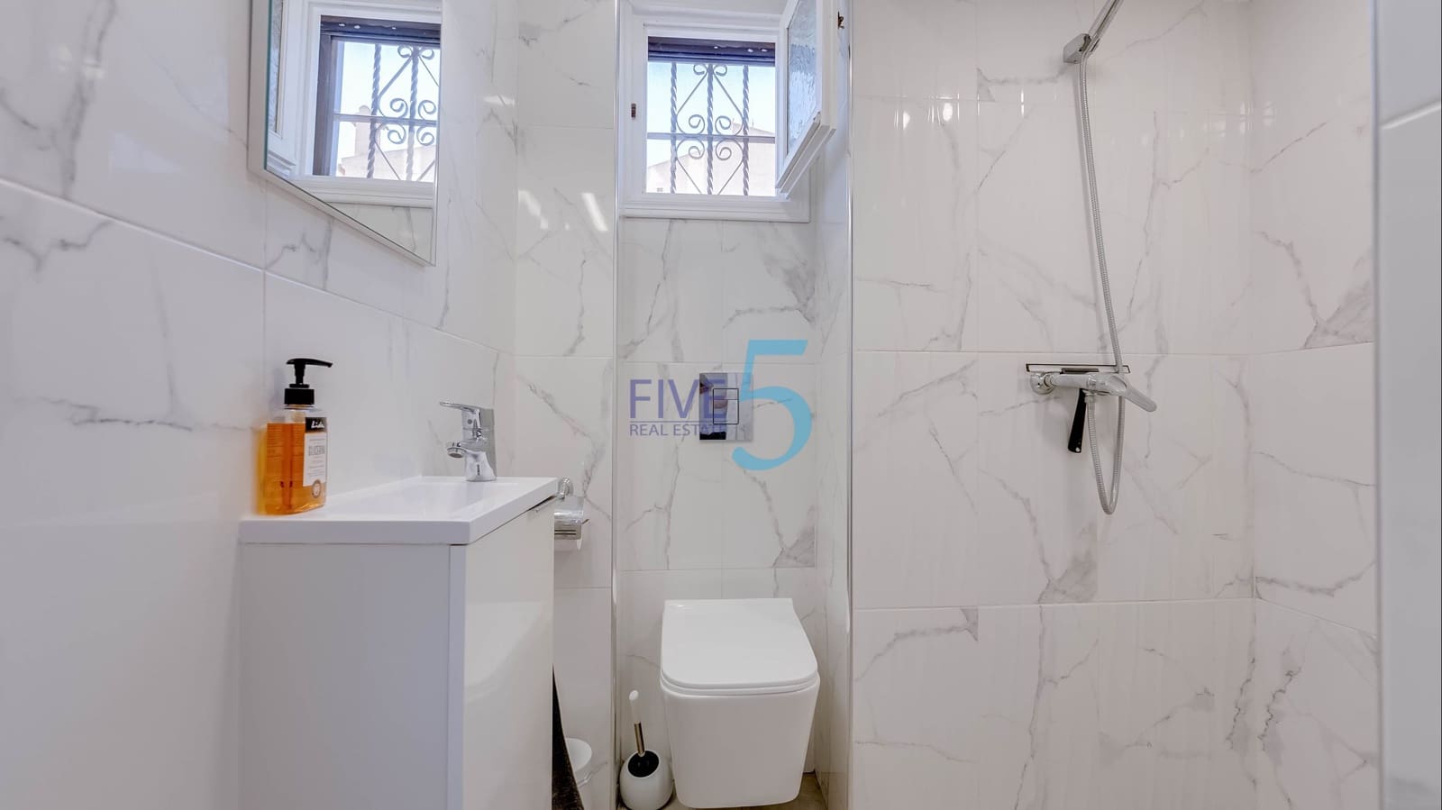 3 bedroom Villa for sale in Benijofar with pool garage - € 395,000 (Ref: 10017766)