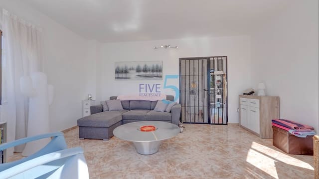 3 sovrum Villa till salu i Benijófar med pool - 395 000 € (Ref: 10017766)