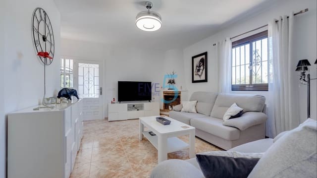 3 sovrum Villa till salu i Benijófar med pool - 395 000 € (Ref: 10017766)