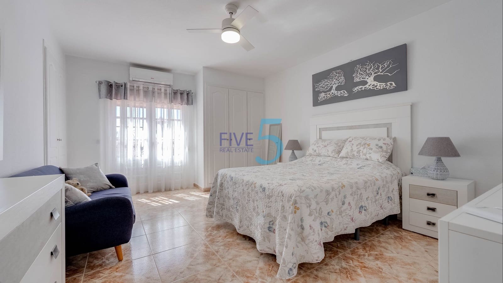 3 bedroom Villa for sale in Benijofar with pool garage - € 395,000 (Ref: 10017766)