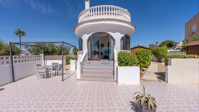 3 sovrum Villa till salu i Benijófar med pool - 395 000 € (Ref: 10017766)