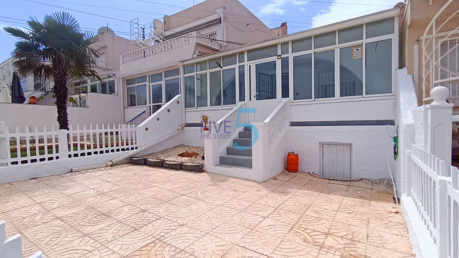 2 slaapkamer Bungalow te koop in Ciudad Quesada - € 149.995 (Ref: 10018085)