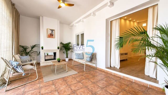 2 makuuhuone Paritalo myytävänä paikassa Playa Flamenca, Orihuela - 204 000 € (Ref: 10018793)