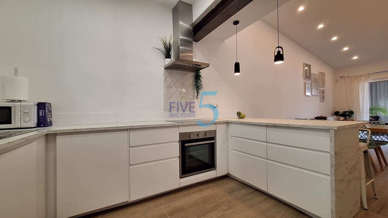 2 makuuhuone Paritalo myytävänä paikassa Playa Flamenca - 204 000 € (Ref: 10018793)