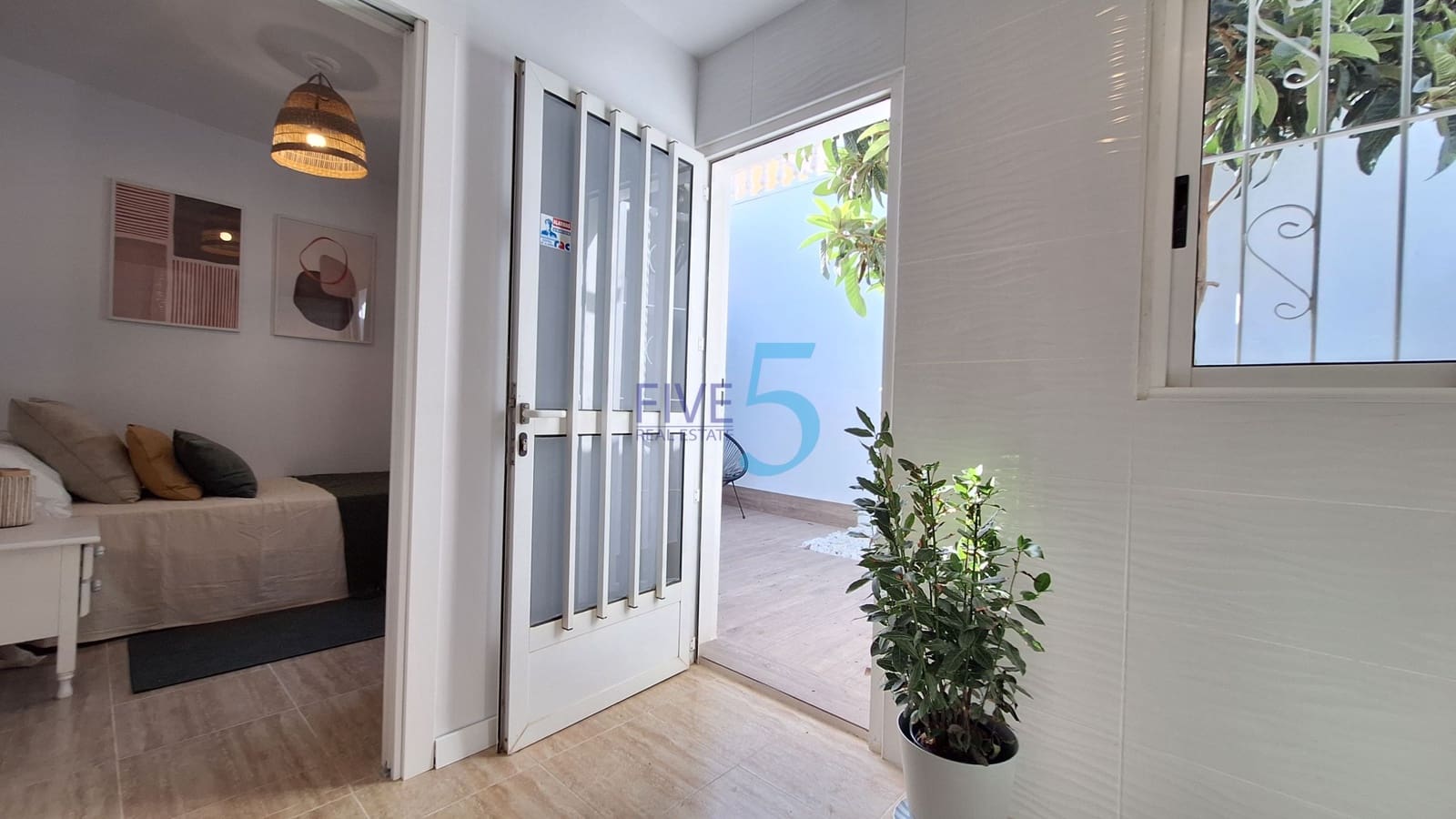 2 makuuhuone Paritalo myytävänä paikassa Playa Flamenca - 204 000 € (Ref: 10018793)