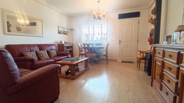 3 quarto Casa em Banda para venda em Daya Nueva com piscina - 167 000 € (Ref: 10019402)