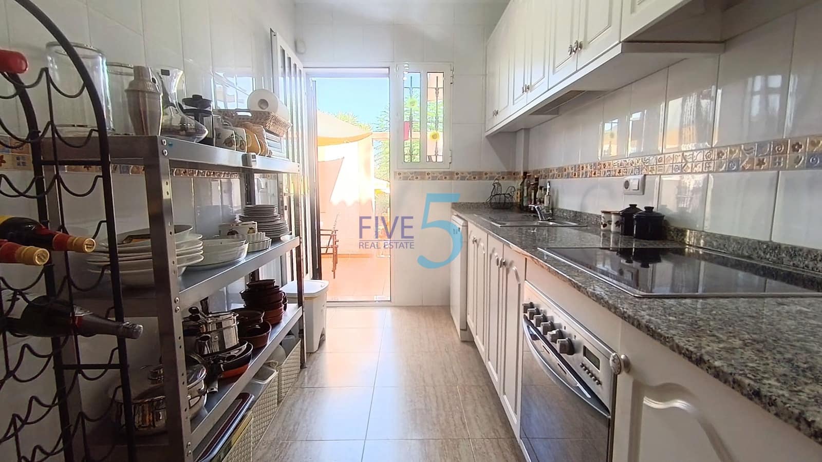 3 soverom Hus til salgs i Daya Nueva med svømmebasseng - € 167 000 (Ref: 10019402)