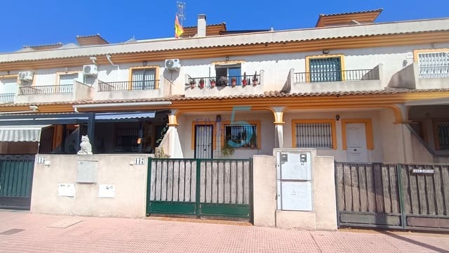 3 quarto Casa em Banda para venda em Daya Nueva com piscina - 167 000 € (Ref: 10019402)