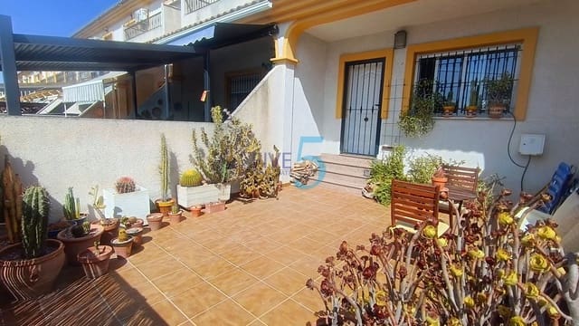 3 quarto Casa em Banda para venda em Daya Nueva com piscina - 167 000 € (Ref: 10019402)