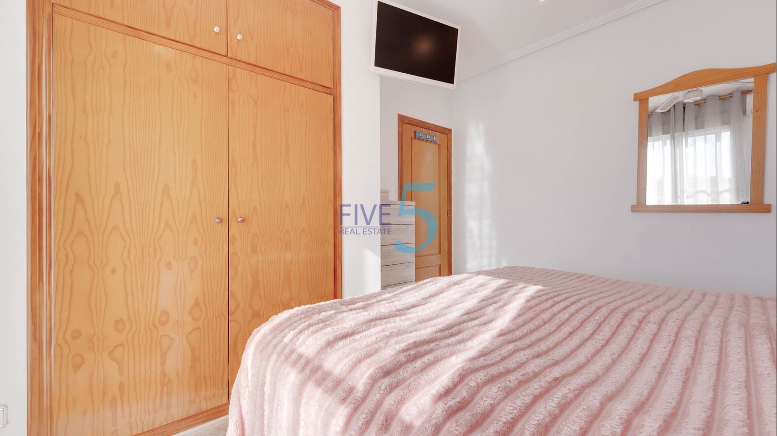3 bedroom Villa for sale in Ciudad Quesada with pool garage - € 265,000 (Ref: 10019403)