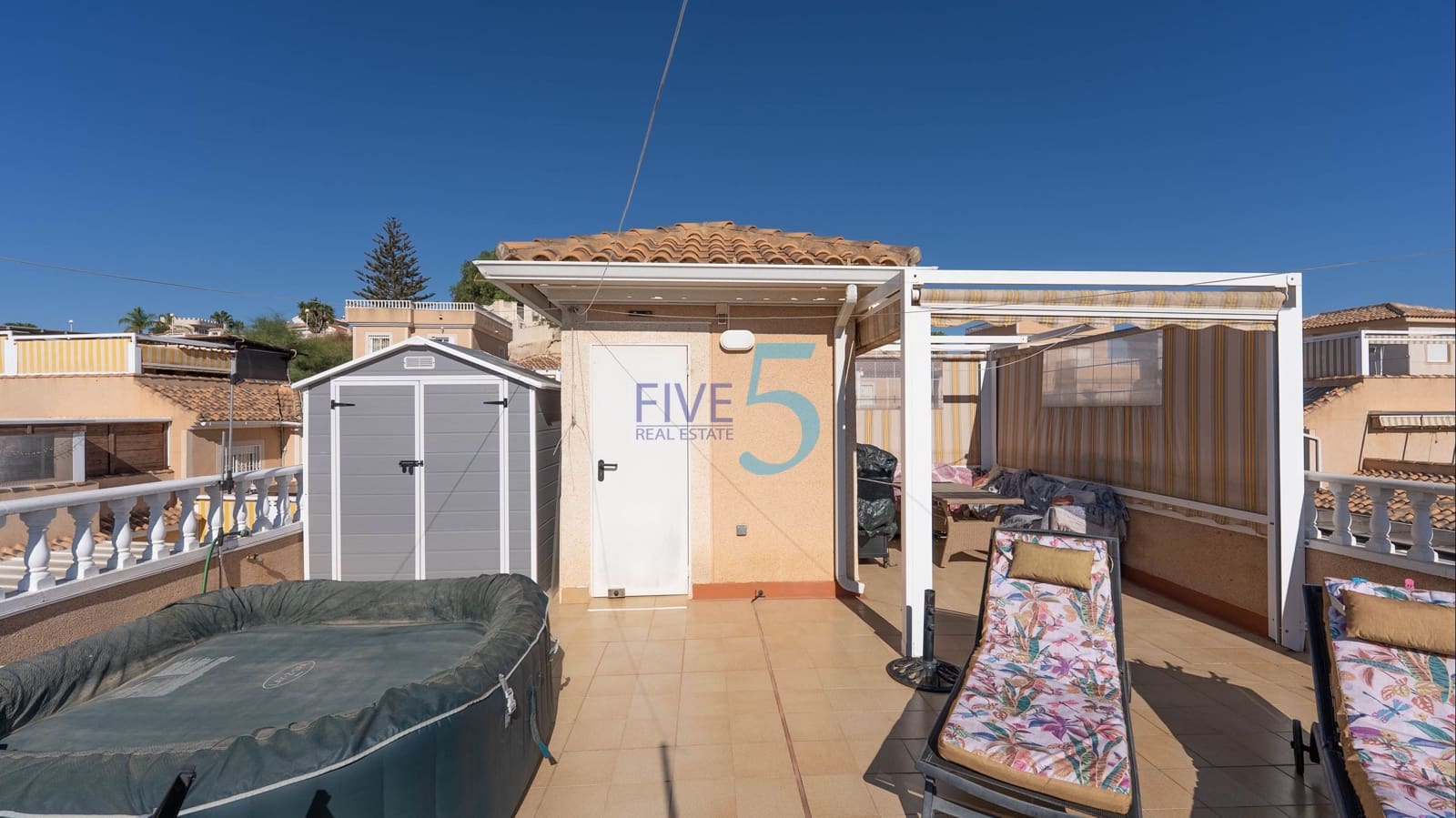 3 bedroom Villa for sale in Ciudad Quesada with pool garage - € 265,000 (Ref: 10019403)