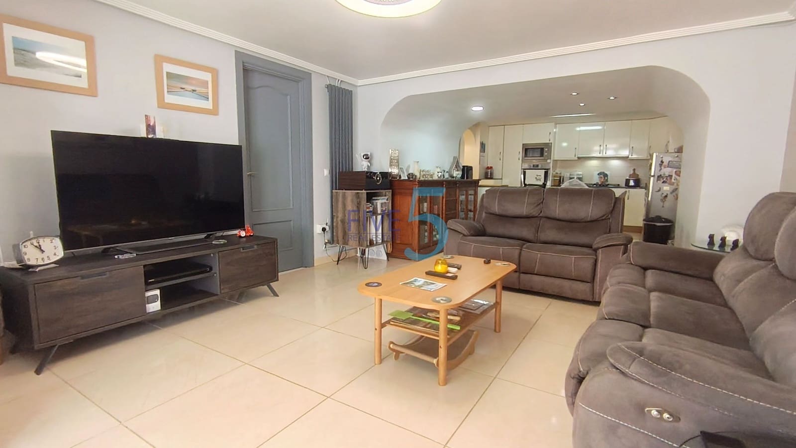 3 makuuhuone Huvila myytävänä paikassa Ciudad Quesada mukana uima-altaan - 265 000 € (Ref: 10019405)