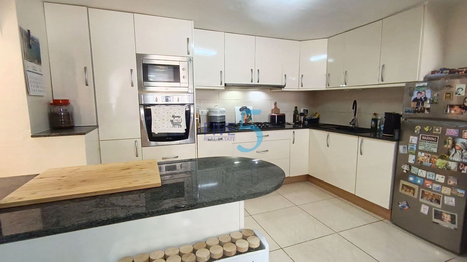 3 makuuhuone Huvila myytävänä paikassa Ciudad Quesada mukana uima-altaan - 265 000 € (Ref: 10019405)