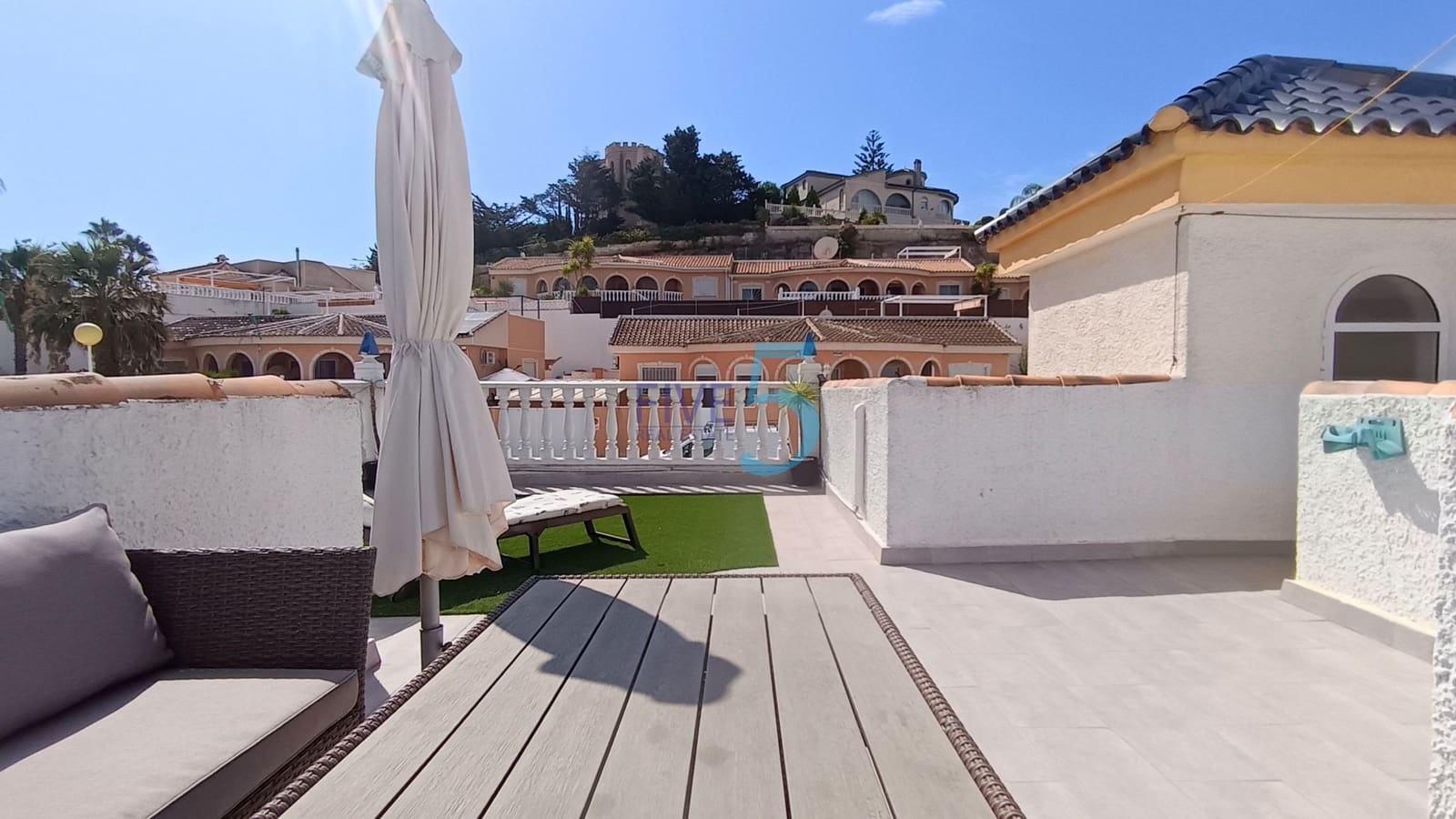 3 makuuhuone Huvila myytävänä paikassa Ciudad Quesada mukana uima-altaan - 265 000 € (Ref: 10019405)