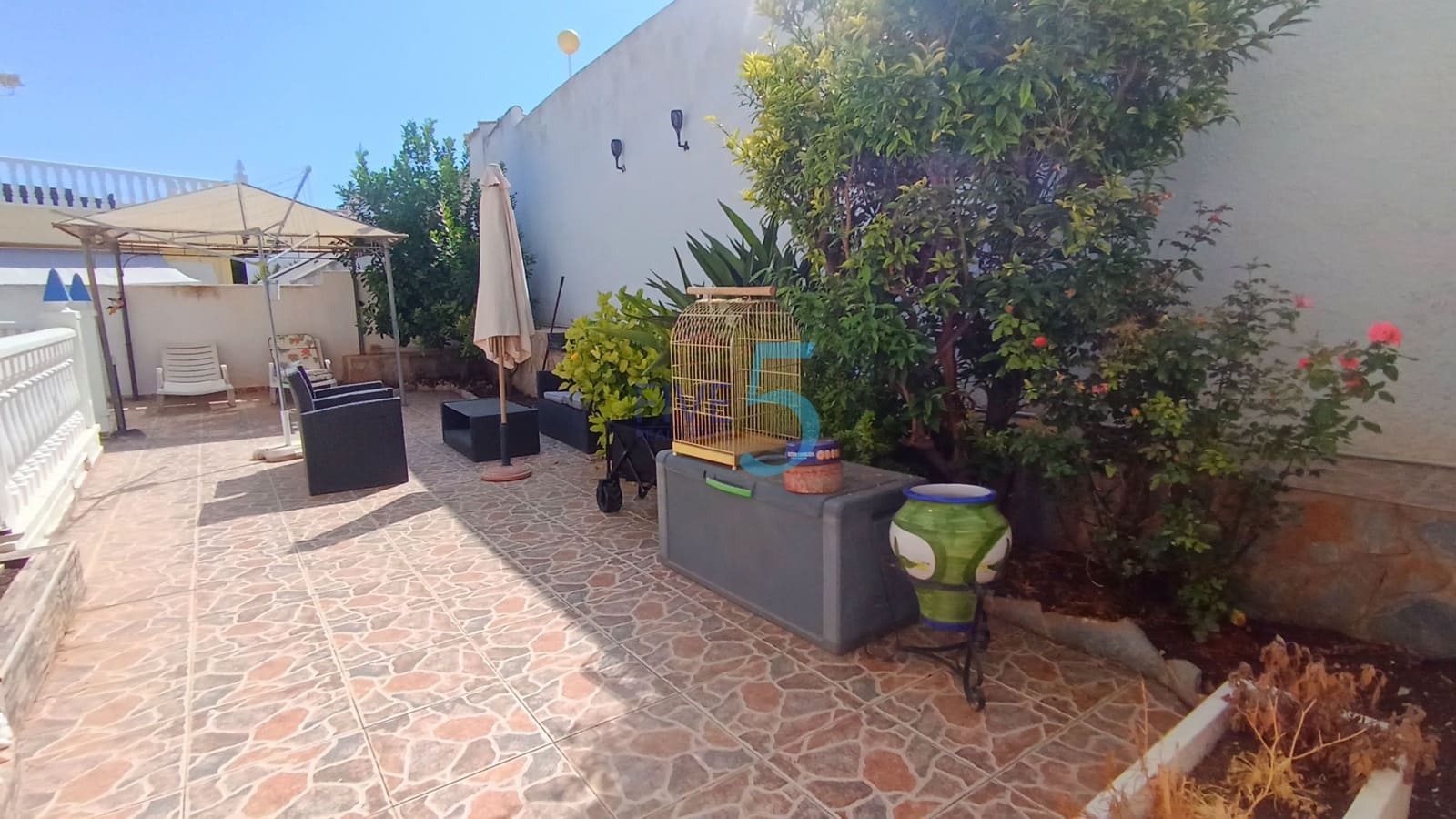 3 makuuhuone Huvila myytävänä paikassa Ciudad Quesada mukana uima-altaan - 265 000 € (Ref: 10019405)