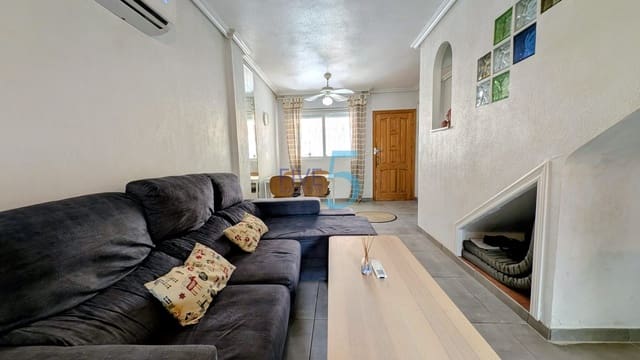 3 soveværelse Byhus til salg i Playa Flamenca, Orihuela med swimmingpool - € 184.900 (Ref: 10019565)