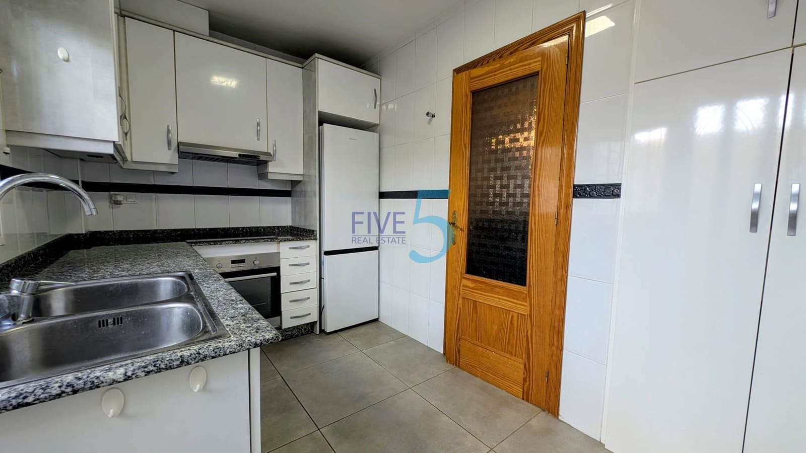 3 soveværelse Byhus til salg i Playa Flamenca med swimmingpool - € 184.900 (Ref: 10019565)