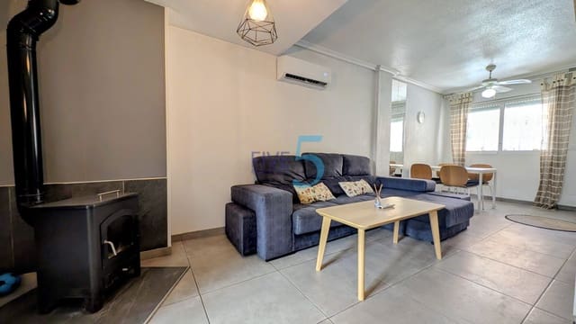 3 soveværelse Byhus til salg i Playa Flamenca, Orihuela med swimmingpool - € 184.900 (Ref: 10019565)