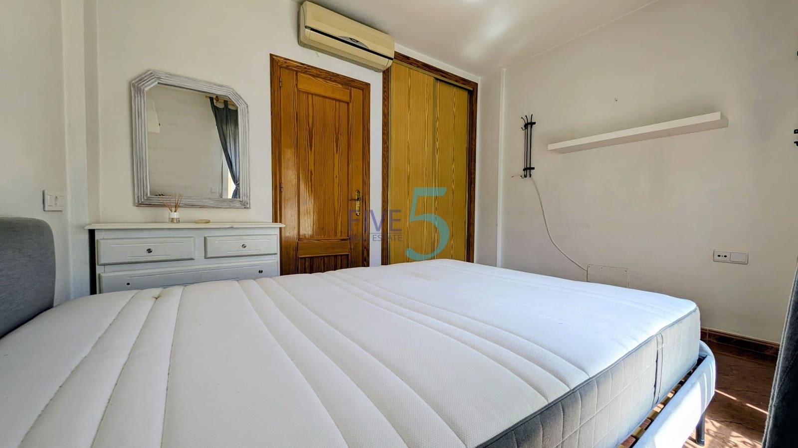 3 soveværelse Byhus til salg i Playa Flamenca med swimmingpool - € 184.900 (Ref: 10019565)