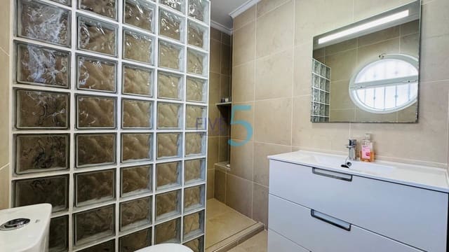 2 slaapkamer Huis te koop in Playa Flamenca, Orihuela met zwembad garage - € 197.500 (Ref: 10019566)