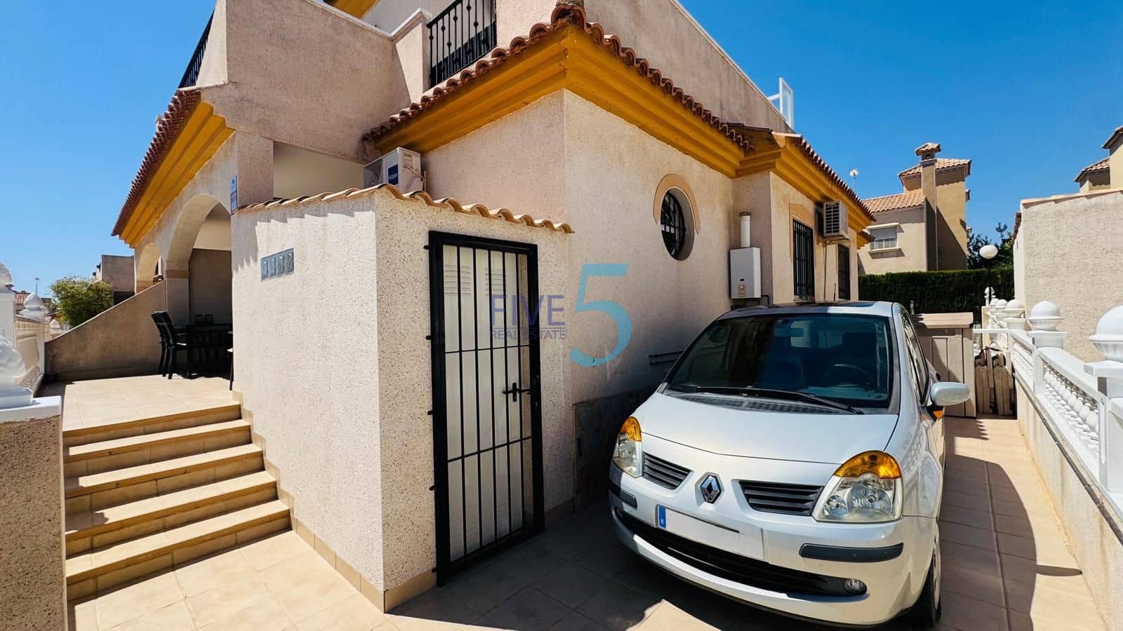 2 slaapkamer Huis te koop in Playa Flamenca met zwembad garage - € 197.500 (Ref: 10019566)