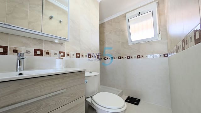 2 soverom Leilighet til salgs i Villamartin, Orihuela med svømmebasseng - € 190 000 (Ref: 10019567)