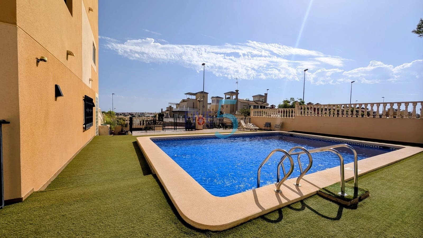 2 soverom Leilighet til salgs i Villamartin med svømmebasseng - € 190 000 (Ref: 10019567)