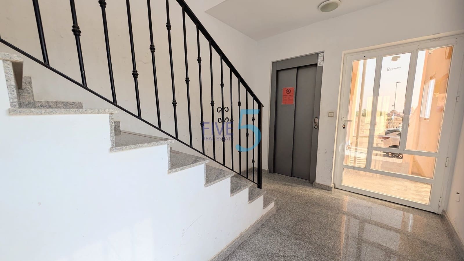 2 soverom Leilighet til salgs i Villamartin med svømmebasseng - € 190 000 (Ref: 10019567)