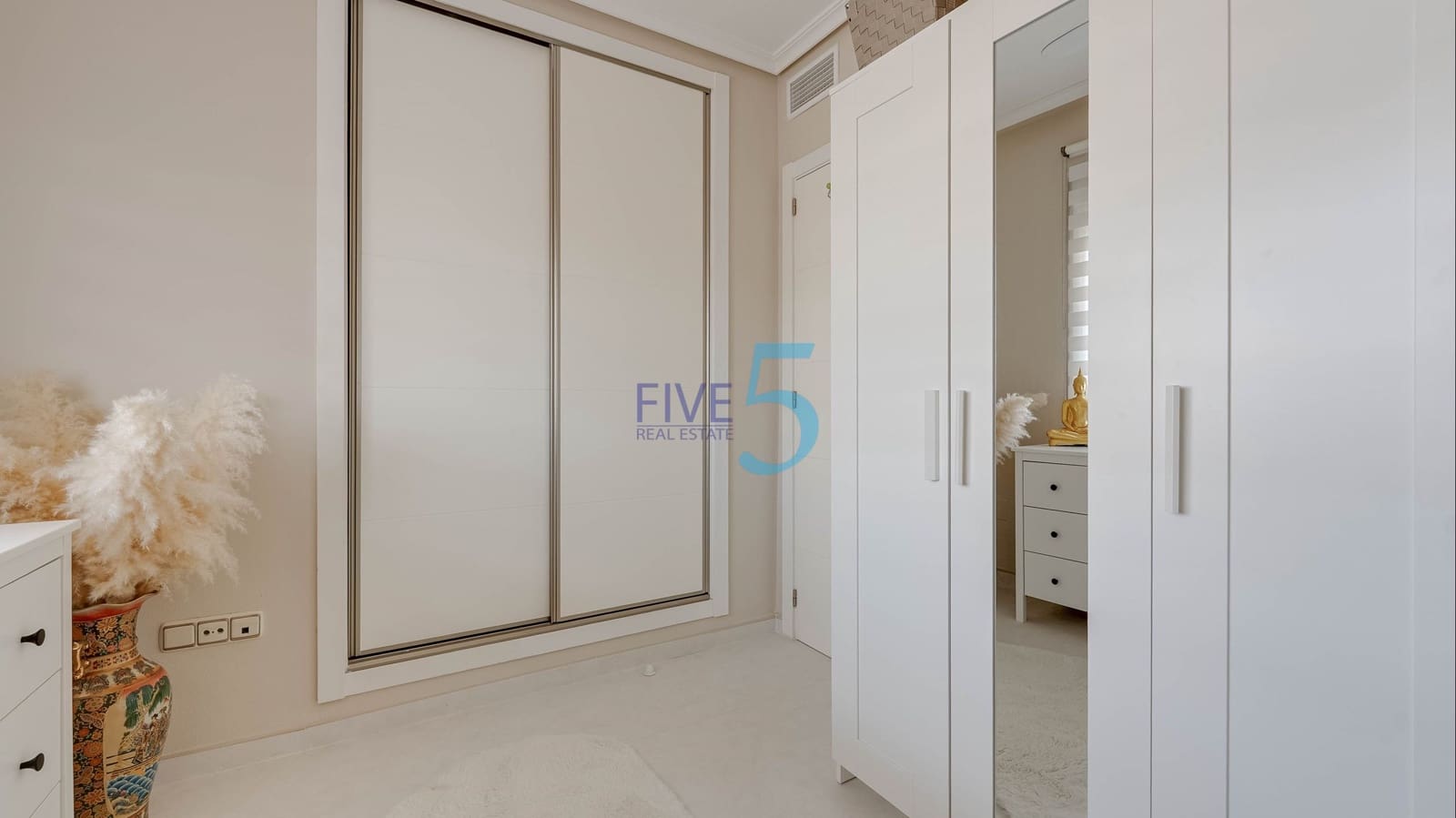 2 bedroom Apartment for sale in Villamartin with pool - € 184,999 (Ref: 10019567)