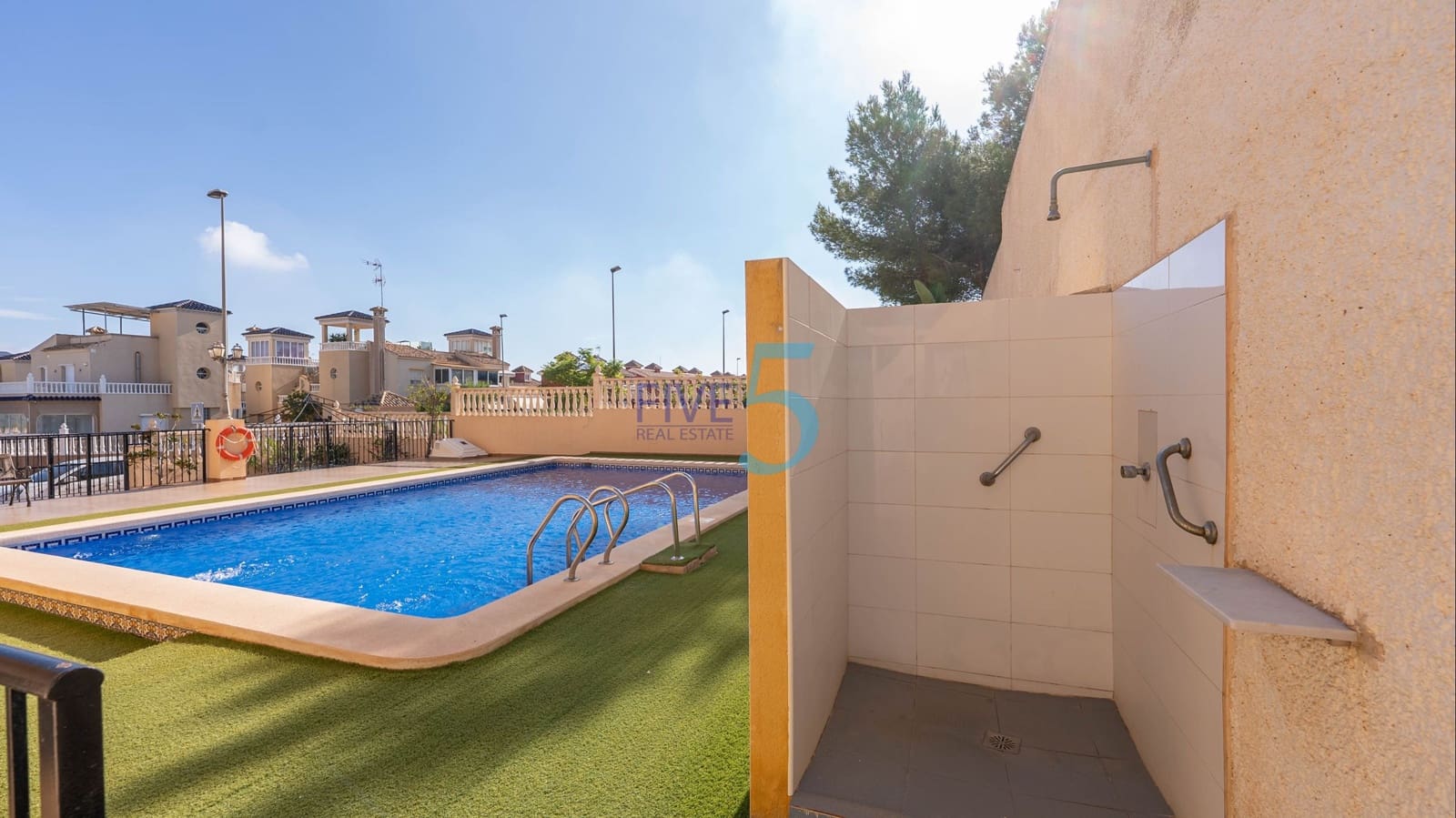 2 bedroom Apartment for sale in Villamartin with pool - € 184,999 (Ref: 10019567)