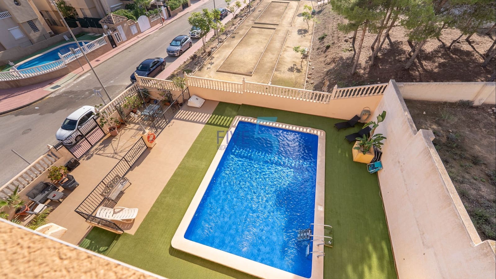 2 bedroom Apartment for sale in Villamartin with pool - € 184,999 (Ref: 10019567)