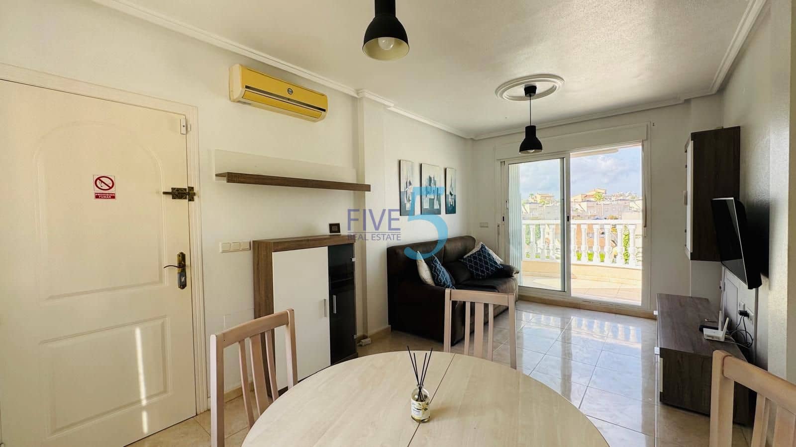 2 sypialnia Apartament na sprzedaż w Ciudad Quesada z basenem - 135 000 € (Ref: 10020001)