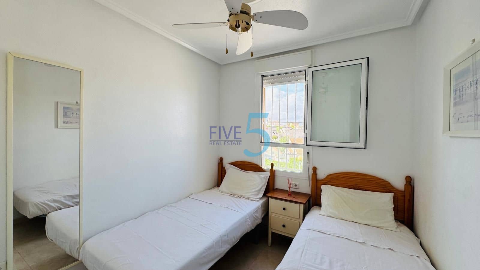 2 sypialnia Apartament na sprzedaż w Ciudad Quesada z basenem - 135 000 € (Ref: 10020001)