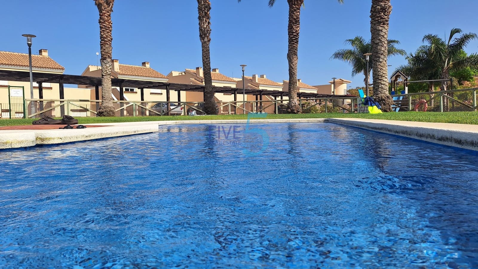 Apartamento de 2 habitaciones en La Tercia en venta con piscina garaje - 135.000 € (Ref: 10020003)