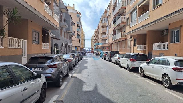 3 slaapkamer Appartement te koop in Torrevieja - € 156.000 (Ref: 10021224)