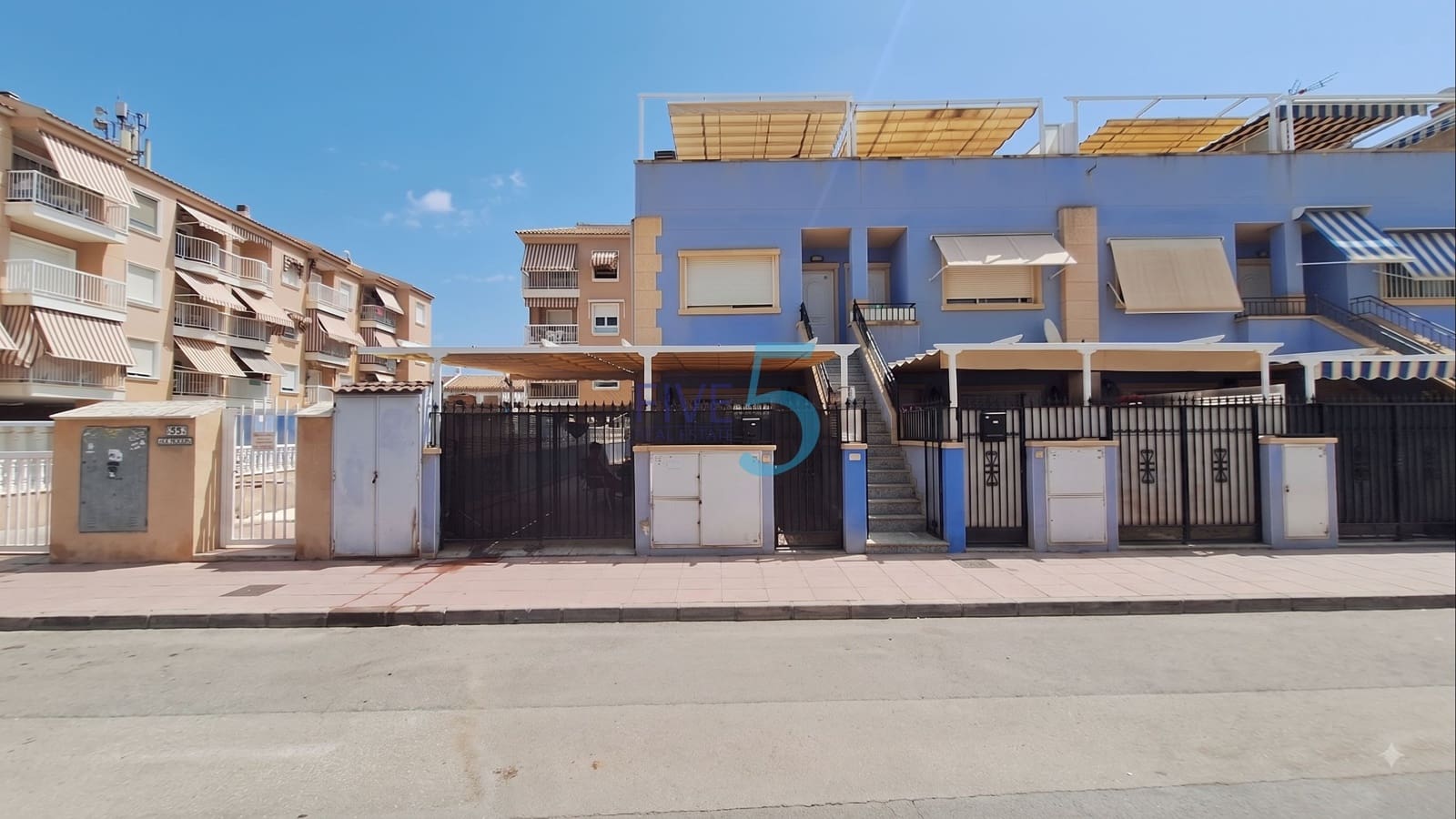2 bedroom Apartment for sale in Santa Pola with garage - € 259,000 (Ref: 10021413)