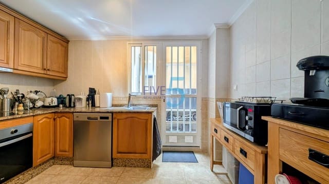 2 sypialnia Dom na sprzedaż w La Mata, Torrevieja z garażem - 210 000 € (Ref: 10021668)