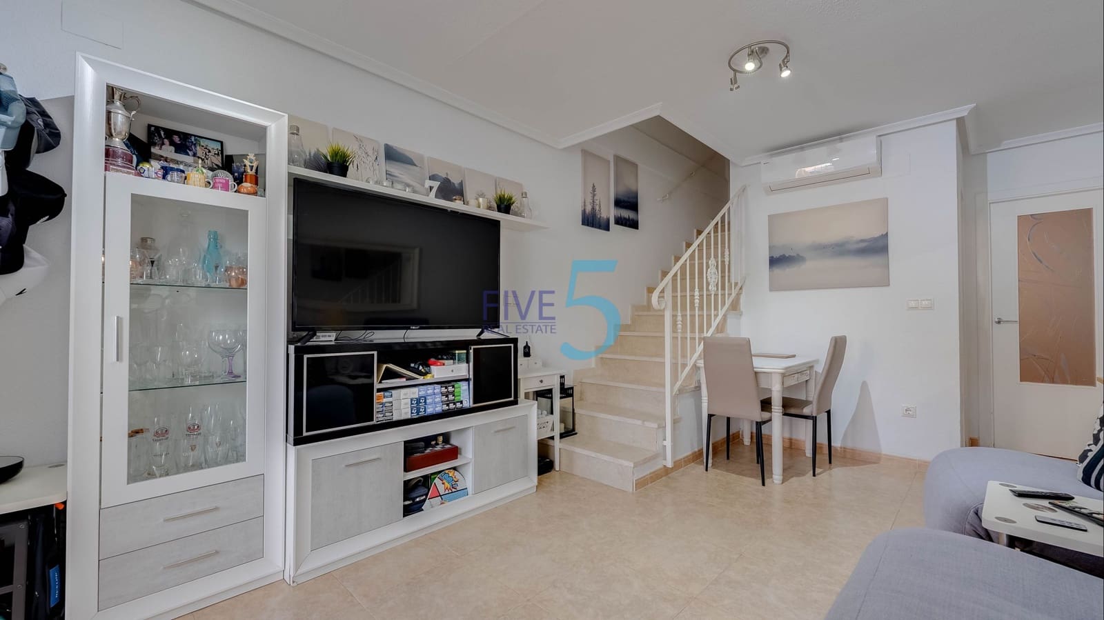 2 bedroom Townhouse for sale in La Mata with garage - € 199,999 (Ref: 10021668)