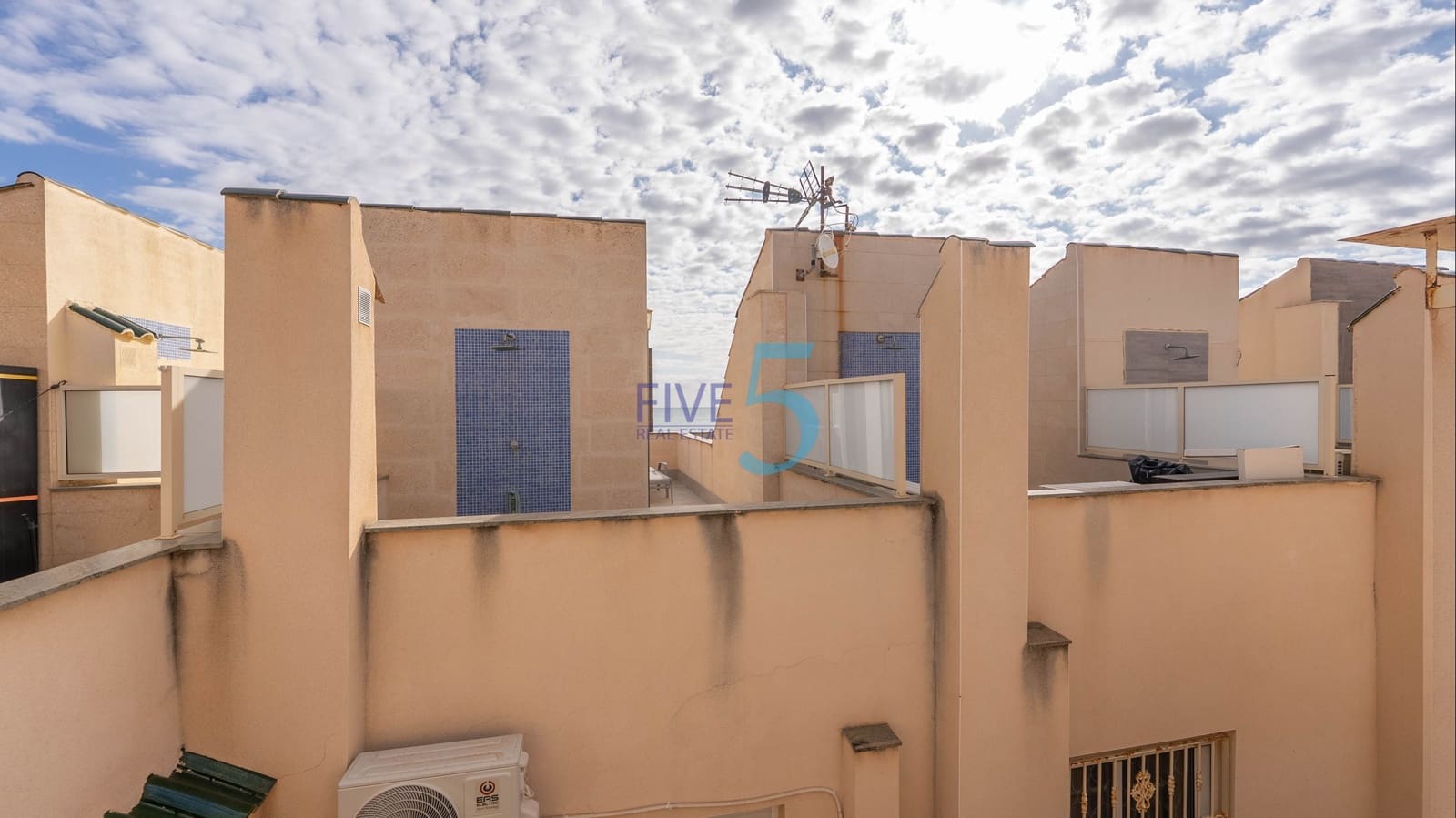 2 bedroom Townhouse for sale in La Mata with garage - € 199,999 (Ref: 10021668)
