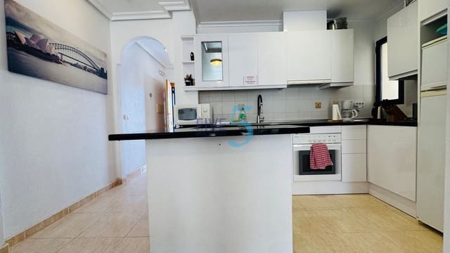 2 Zimmer Apartment zu verkaufen in La Zenia, Orihuela mit Pool Garage - 230.000 € (Ref: 10021768)