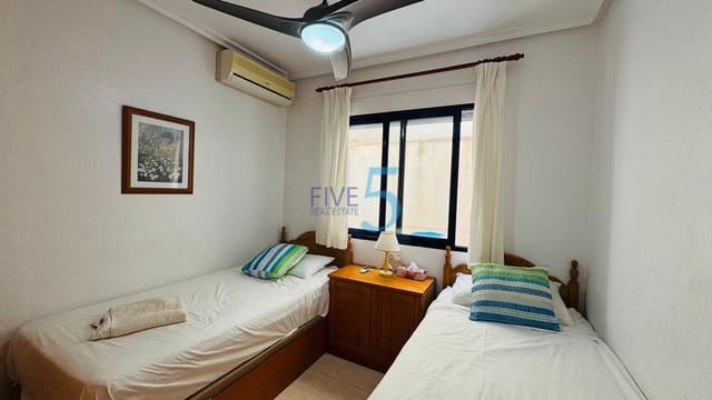 2 Zimmer Apartment zu verkaufen in La Zenia, Orihuela mit Pool Garage - 230.000 € (Ref: 10021768)