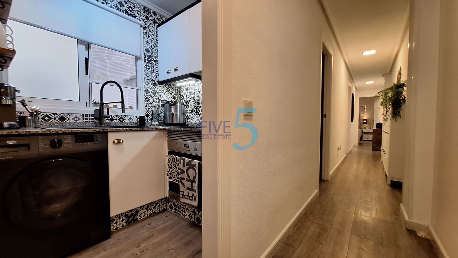 3 soverom Leilighet til salgs i Torrevieja - € 183 000 (Ref: 10022896)