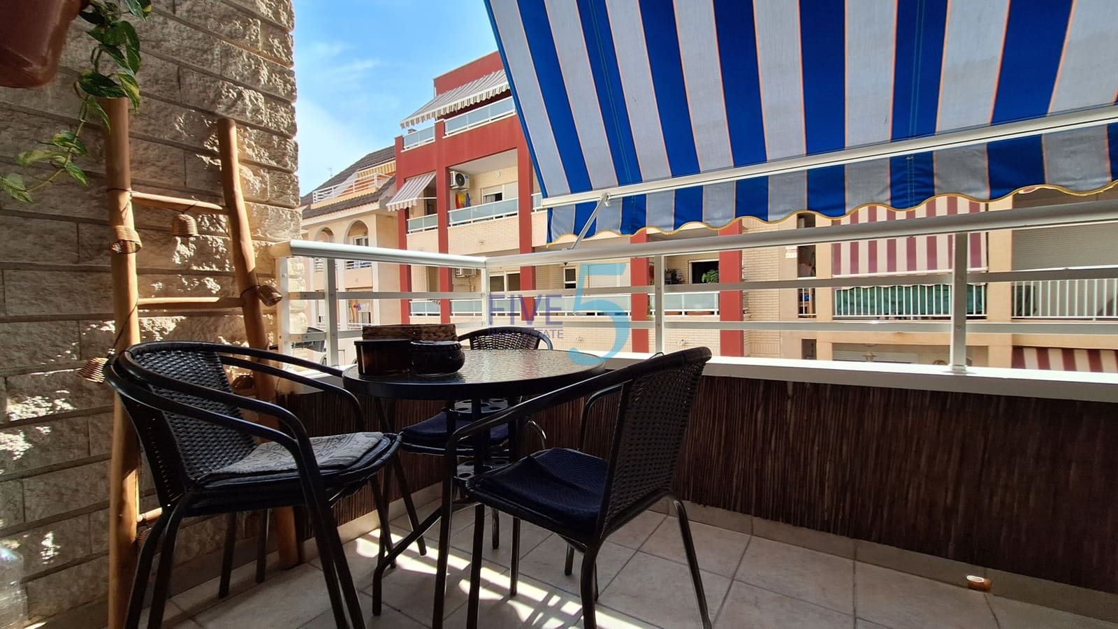 3 soverom Leilighet til salgs i Torrevieja - € 183 000 (Ref: 10022896)