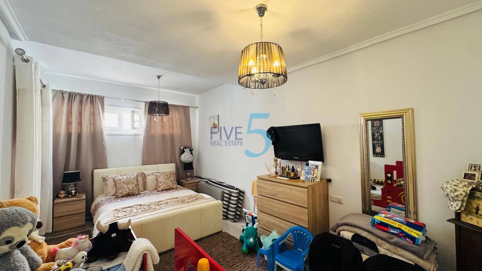 3 slaapkamer Huis te koop in Dona Pepa met zwembad - € 310.000 (Ref: 10023323)