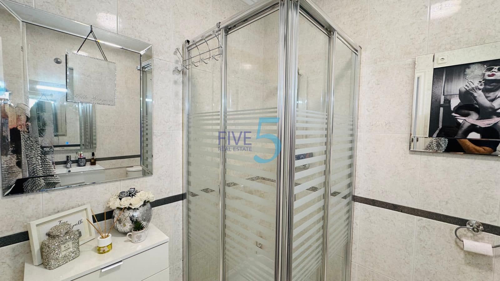 3 slaapkamer Huis te koop in Dona Pepa met zwembad - € 310.000 (Ref: 10023323)