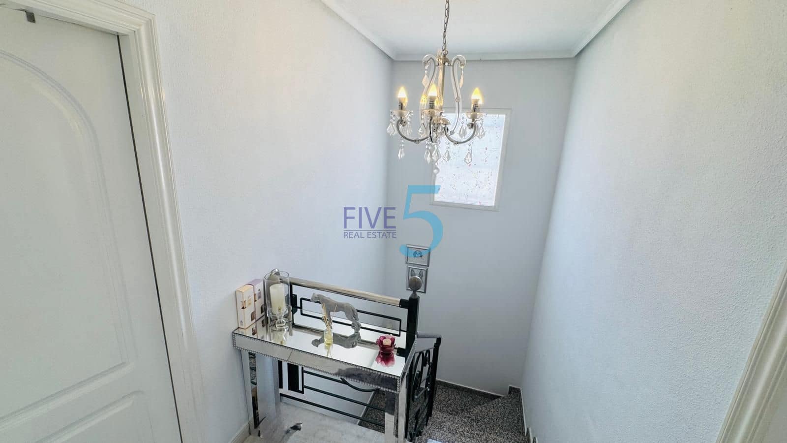 3 slaapkamer Huis te koop in Dona Pepa met zwembad - € 310.000 (Ref: 10023323)